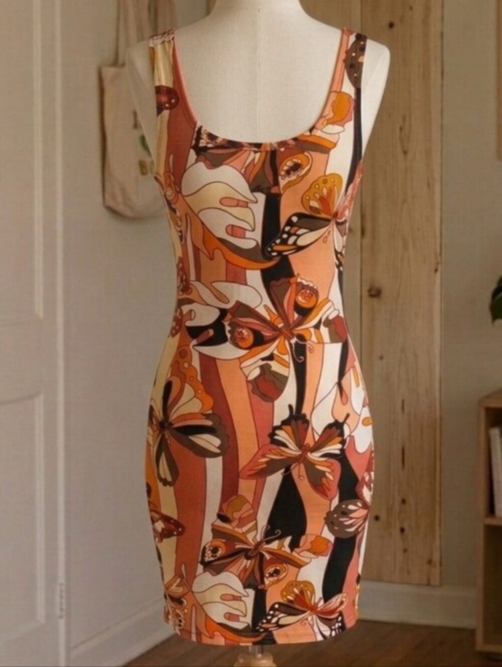 Jolie & Joy Floral Scoop Neck Mini Dress M Psych Retro Boho - Picture 2 of 8